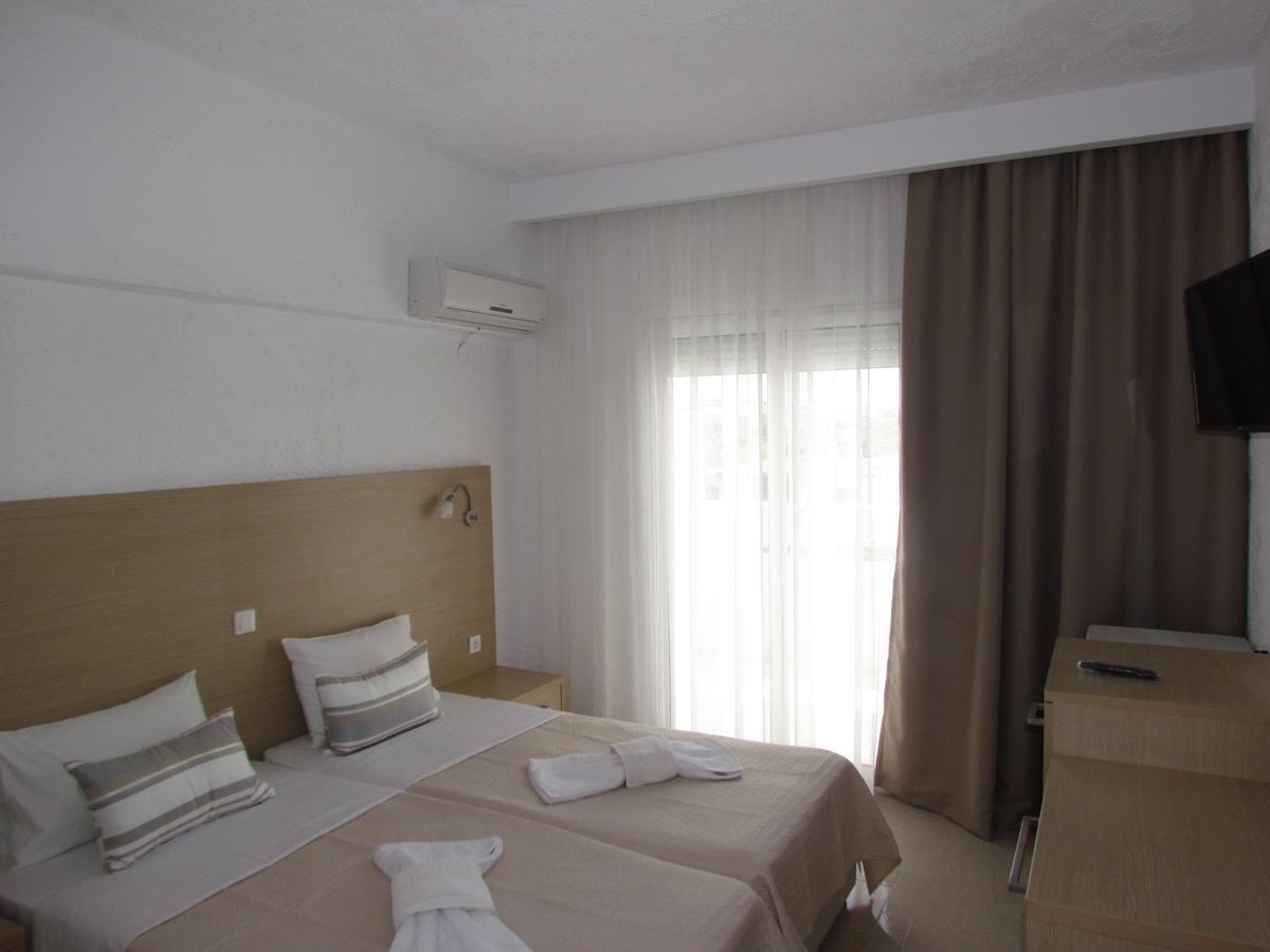 Castello Hotel Лименария Екстериор снимка